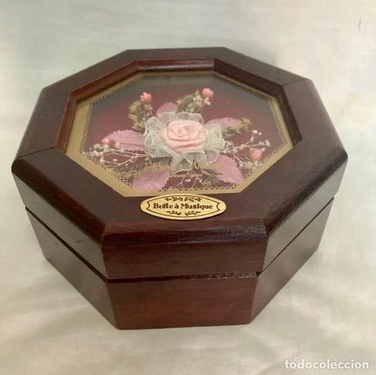 OCTAGON WOODEN JEWELLERY BOX 15 x 15 x 7 cm